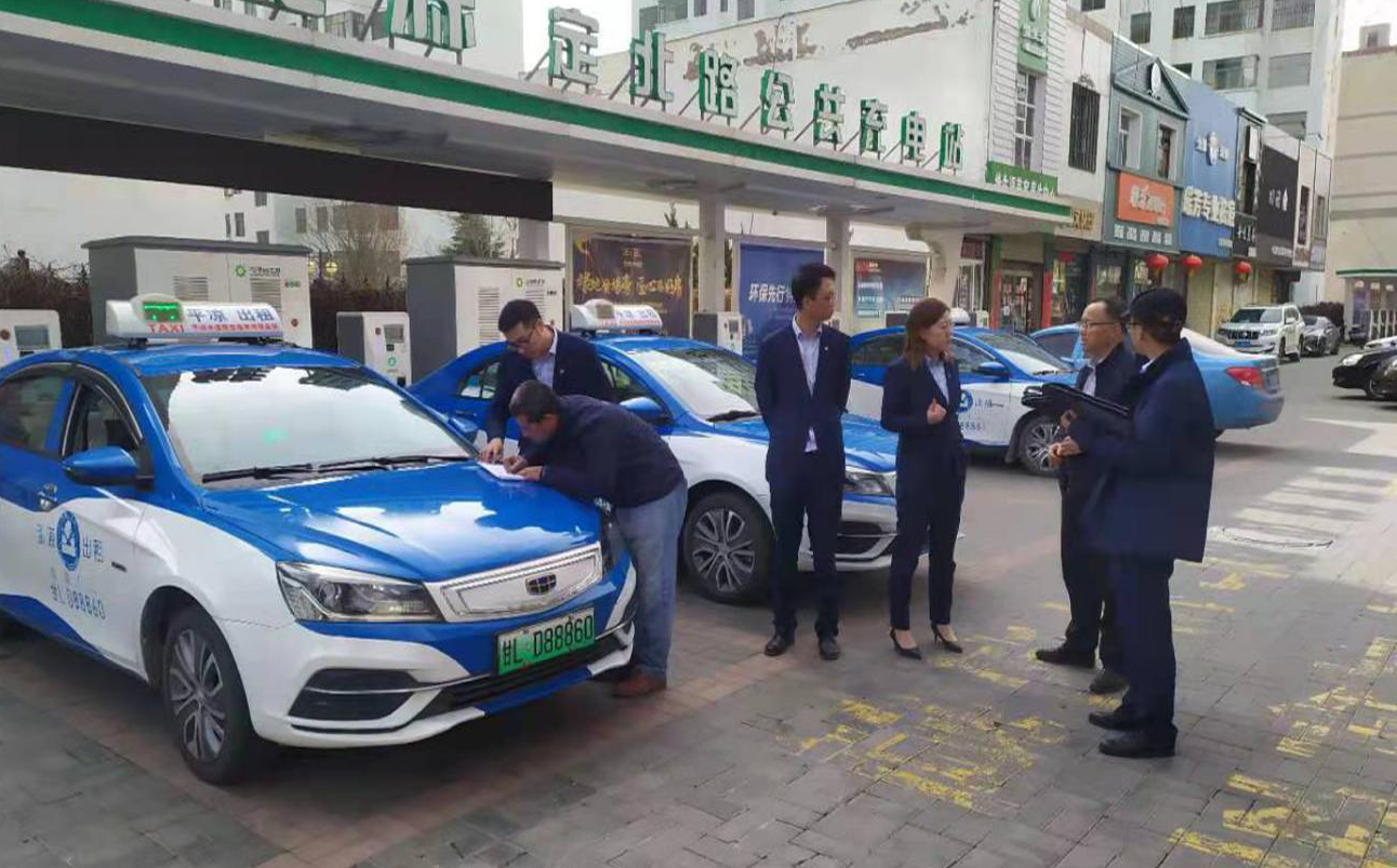 泓源公司开展环境保护和安全生产大检查(图2) 泓源公司开展环境保护和安全生产大检查(图2)