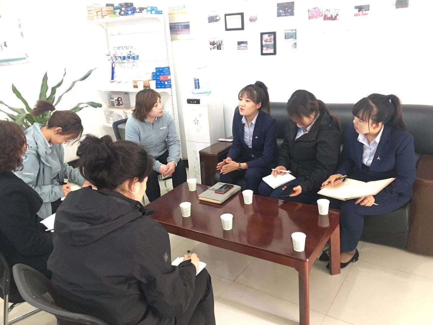 泓润物业公司赴康居物业公司交流学习(图2) 泓润物业公司赴康居物业公司交流学习(图2)