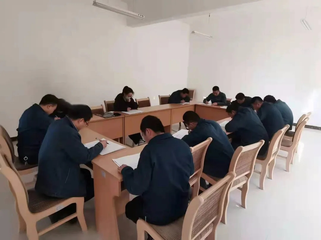 bw必威西汉姆联官方网站组织开展第四季度员工综合素质测试(图3)