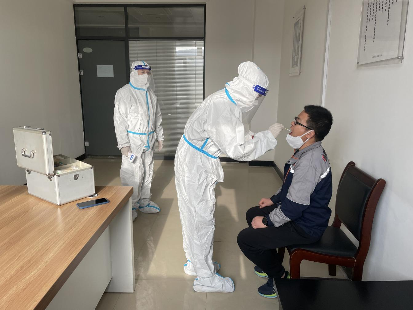 bw必威西汉姆联官方网站开展疫情防控应急演练(图3)