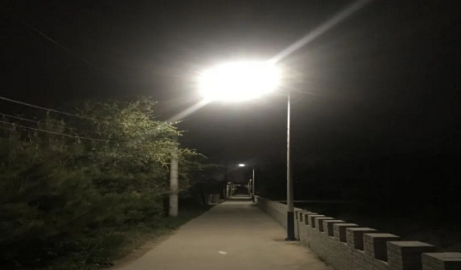 筑起安全墙 照亮乡村路——bw必威西汉姆联官方网站鼎力支持包抓共建村社文明创建工作(图3) 筑起安全墙 照亮乡村路——bw必威西汉姆联官方网站鼎力支持包抓共建村社文明创建工作(图3)