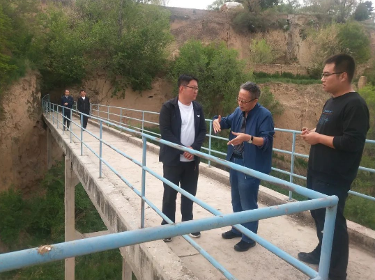 bw必威西汉姆联官方网站泾东设计公司参与静宁县王湾水库除险加固工程评审(图2)