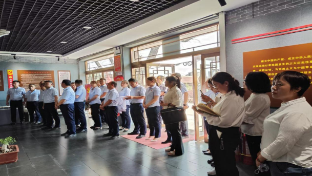 同心庆七一 喜迎二十大——bw必威西汉姆联官方网站开展红色教育主题党日活动(图2) 同心庆七一 喜迎二十大——bw必威西汉姆联官方网站开展红色教育主题党日活动(图2)