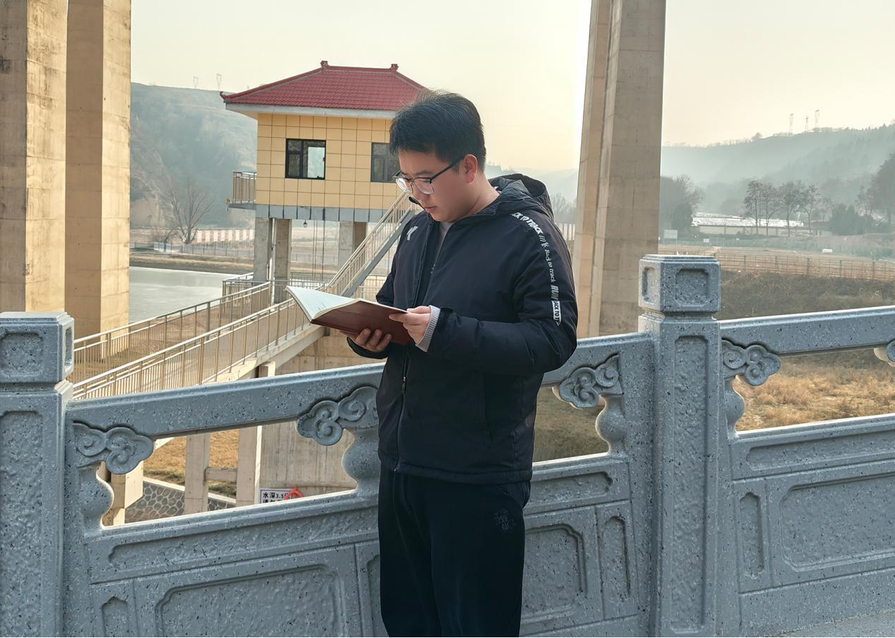 中共bw必威西汉姆联官方网站委员会关于对2024年度“产投榜样”进行公示的公告(图2)